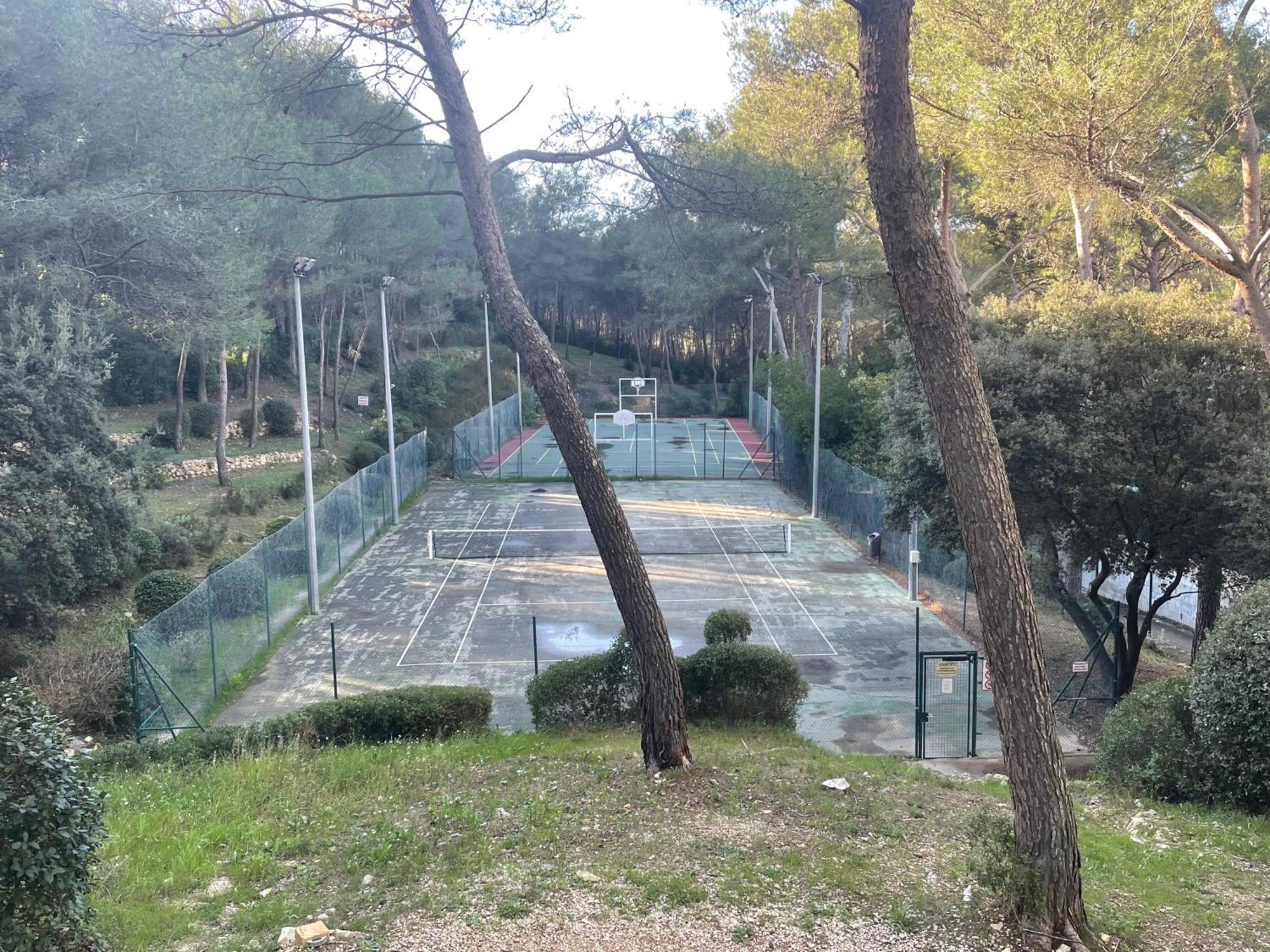 Studio Climatise Piscine Et Proche Plage ซานารี-ซูร์-แมร์ ภายนอก รูปภาพ